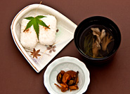 舞茸菇和風清湯, 一口飯糰, 壬生醬菜
